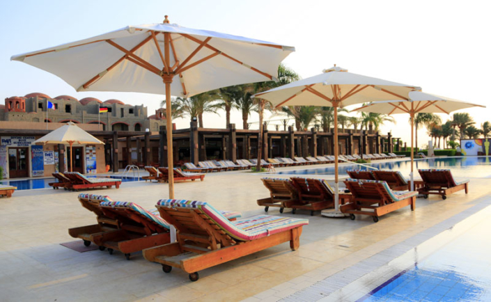 LABRANDA Gemma Premium Resort Main Pool 3