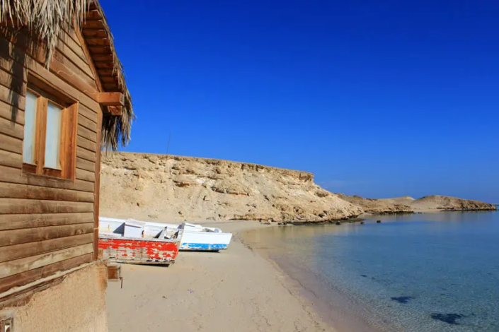 Boote am Strand der Orange-Bay-Hurghada-Ägypten